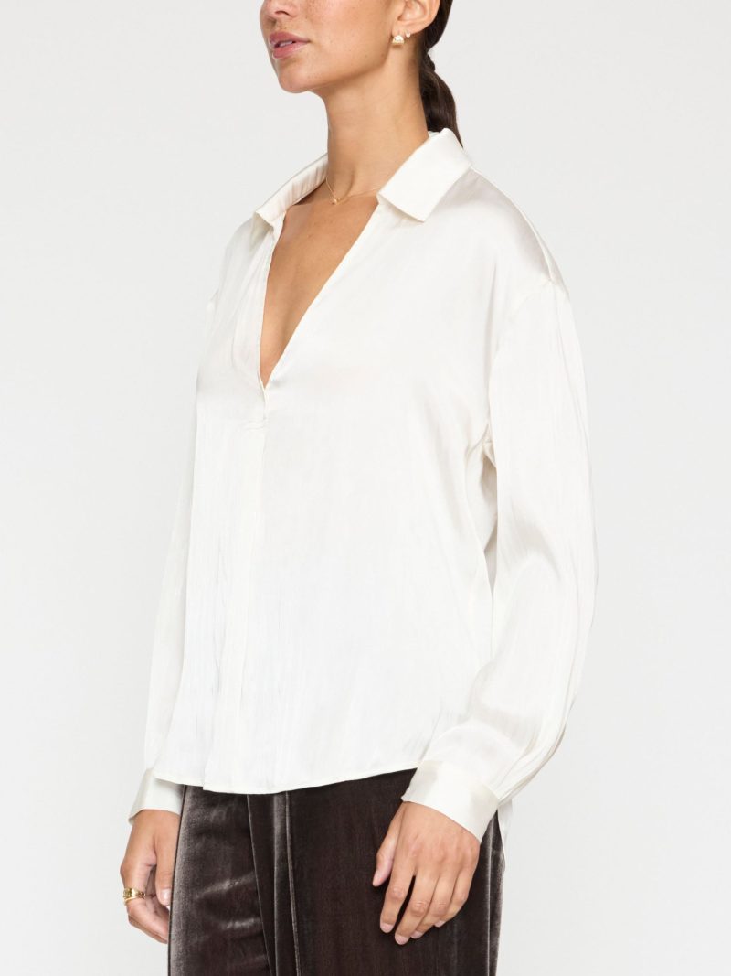 0110 2024 HaileeBlouse CRK4398 Ivory 0301 3 ecom