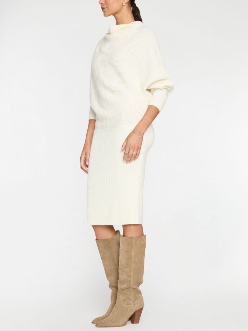 0151 2024 CledeSweaterDress FVA4332 Ivory 0081 3 ecom