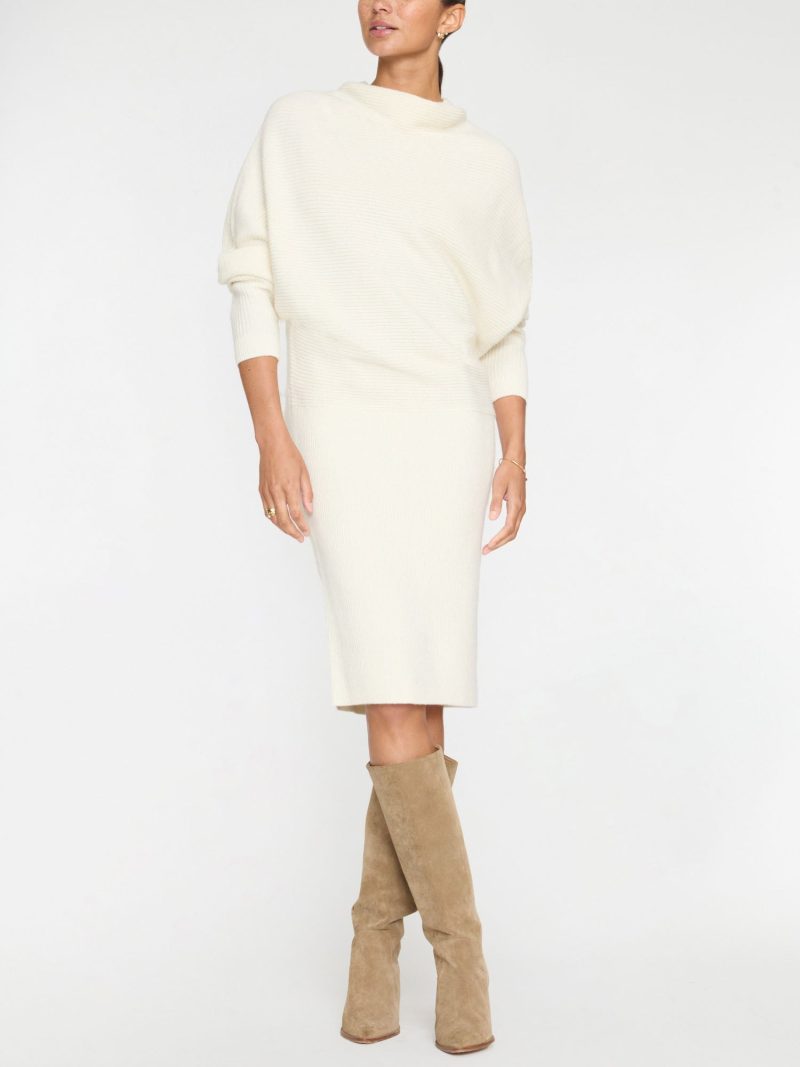 0152 2024 CledeSweaterDress FVA4332 Ivory 0061 1 ecom