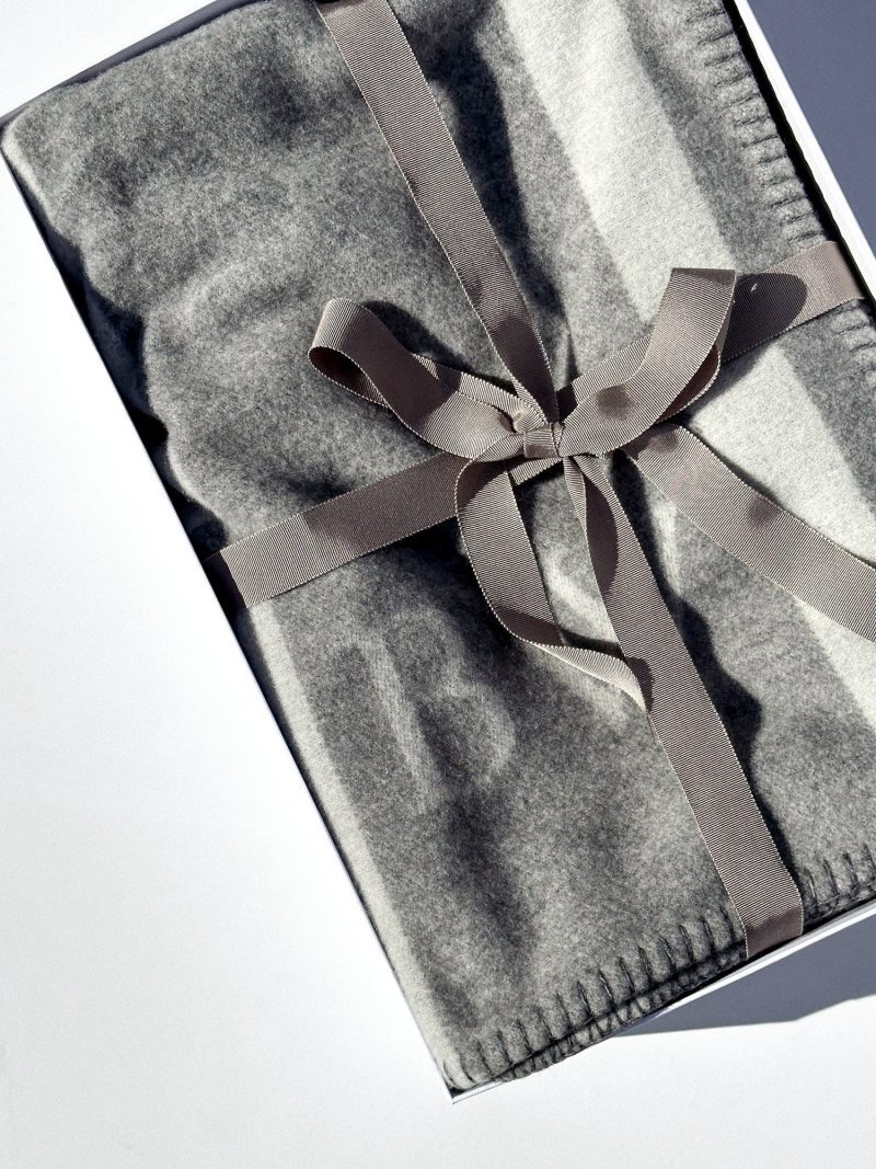 BWBlanket GREY 8