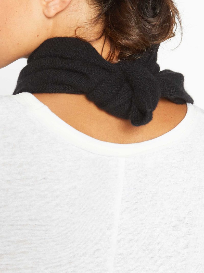 Cashmere Neck Square LUX0003 black